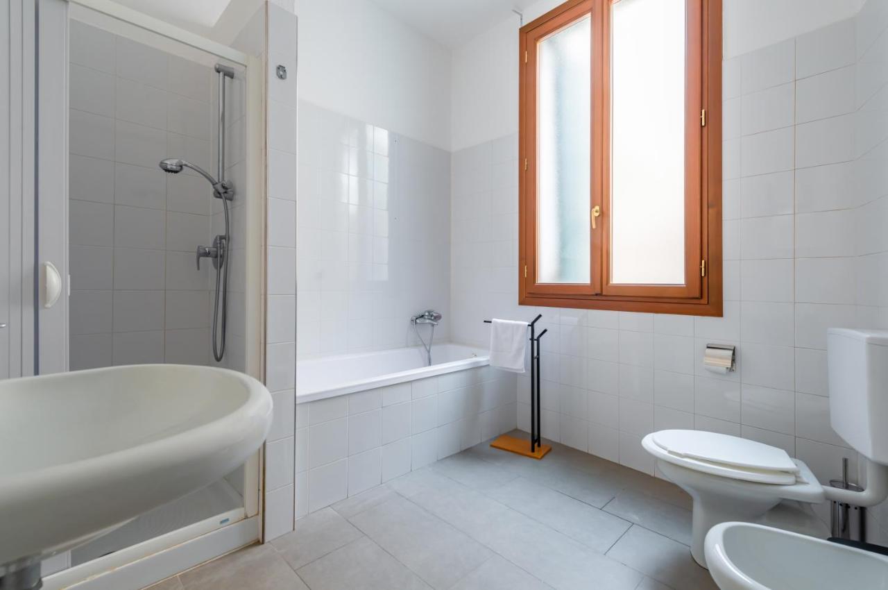 Cannaregio Romantic View Apartment Venice Exterior photo